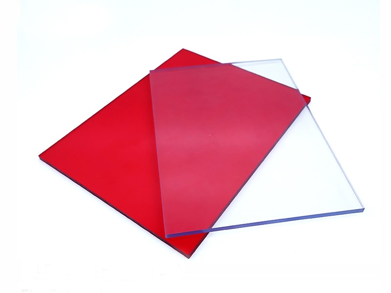 Red solid polycarbonate